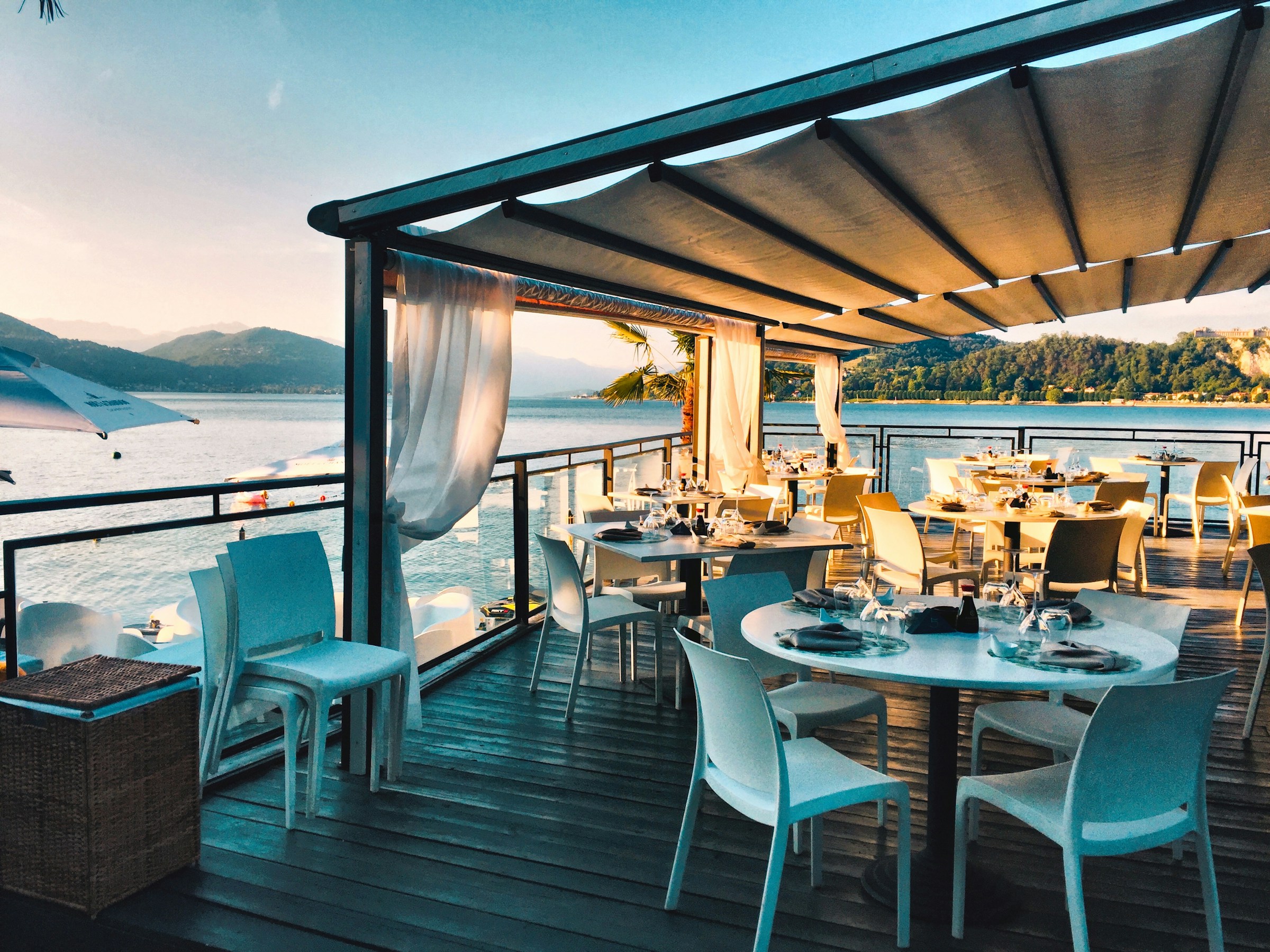 Restaurant & Casino-Bar